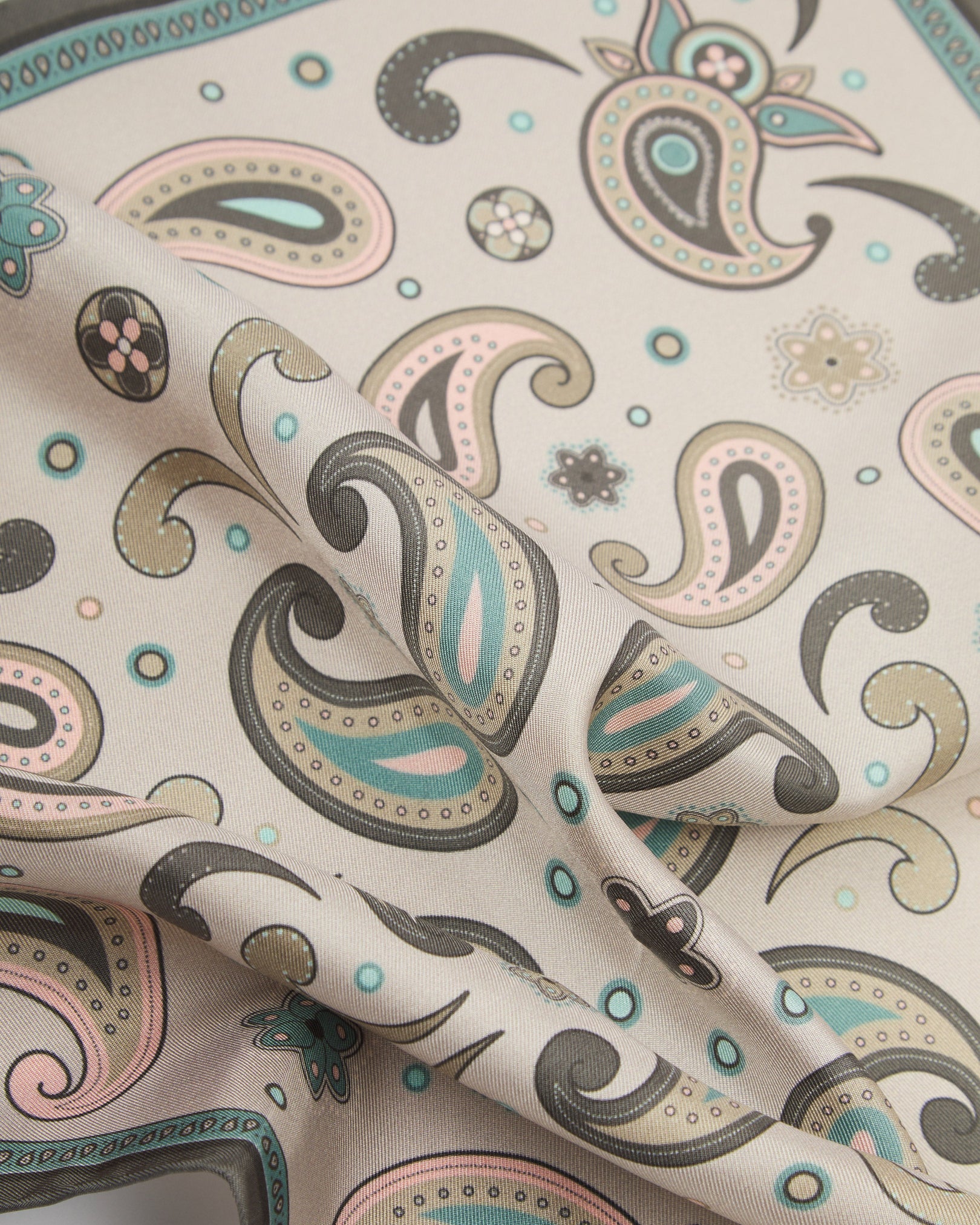 The London Silk Pocket Square - Belgravia | Khaki - Image 3