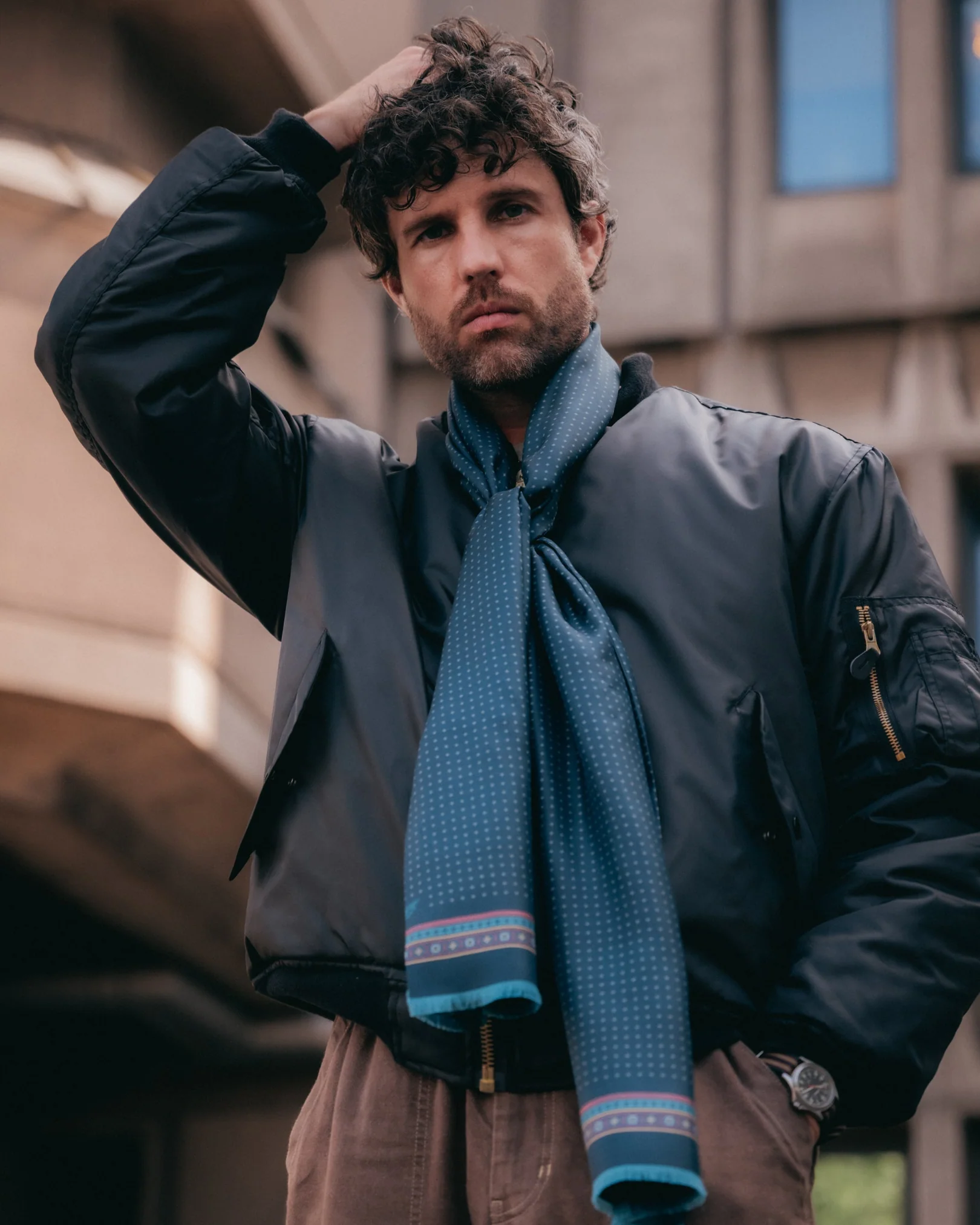 The London Scarf - Chiswick | Indigo - Image 4