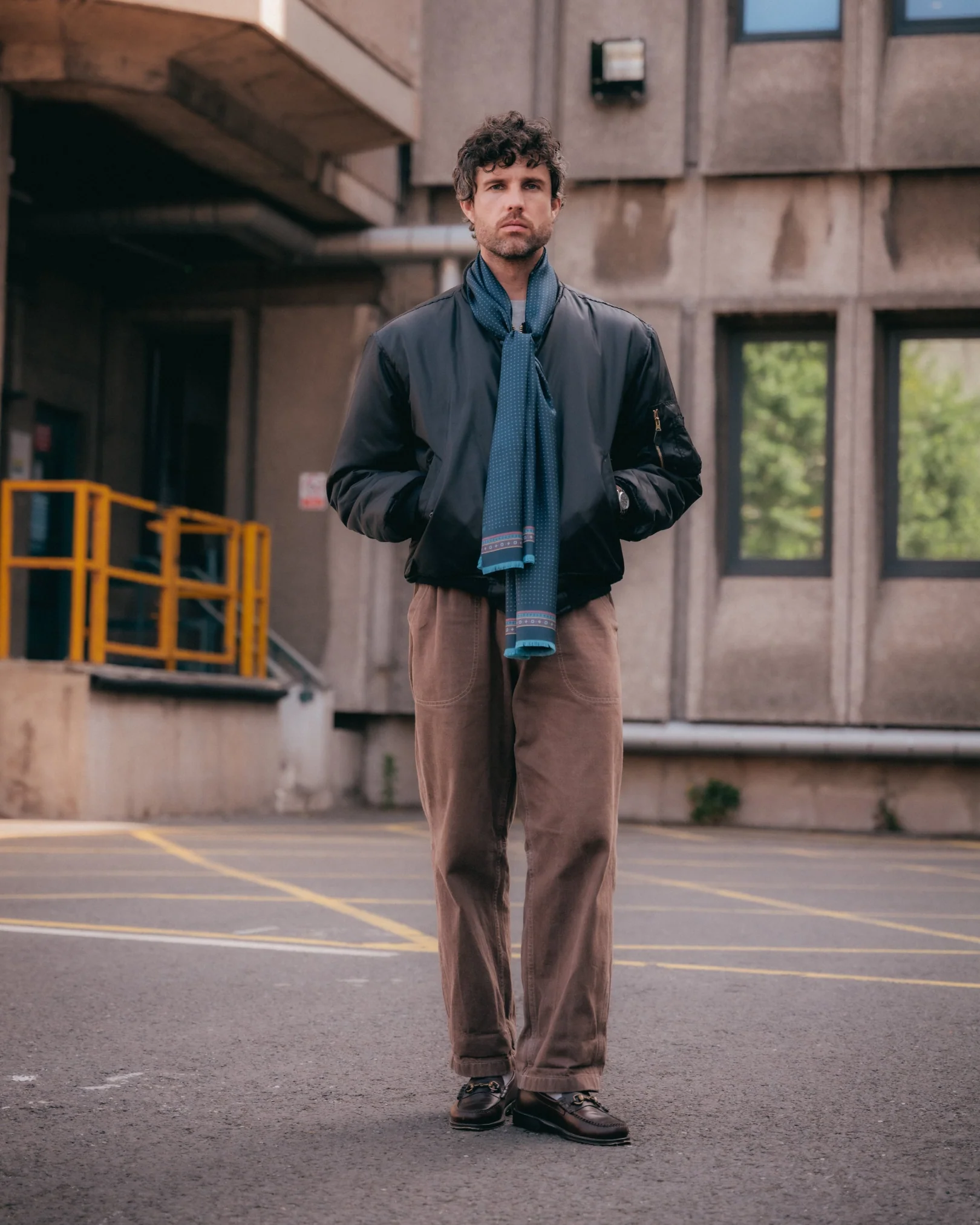 The London Scarf - Chiswick | Indigo - Image 5